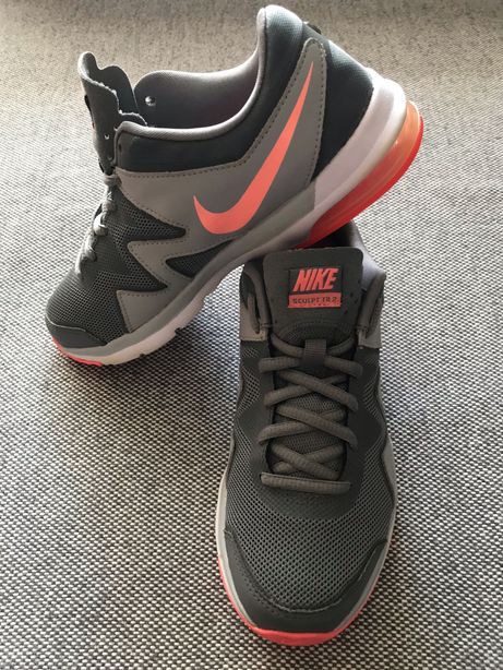 Кросівки  Найк Nike розмір 37.5 Оригінали!