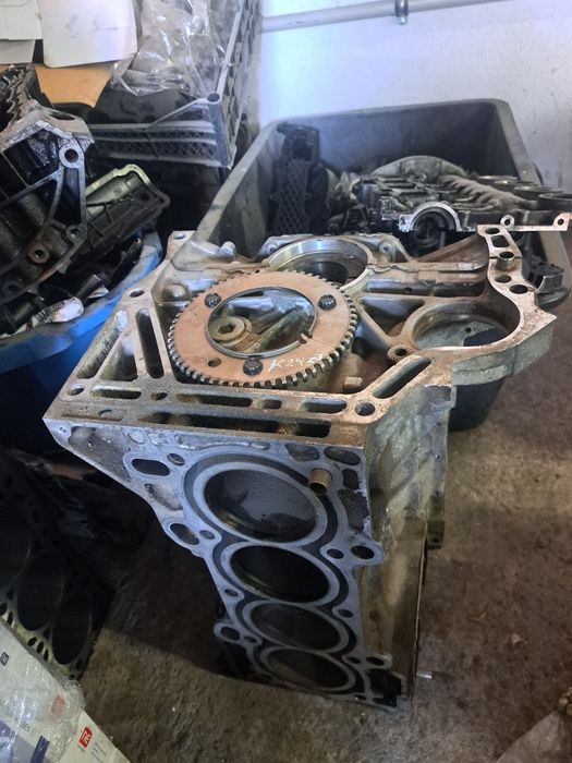 Блок двигуна пеньок Honda Acura 2.4 K24Z3