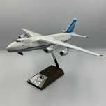 Модель літака, модель самолета АН-124 "Руслан", масштаб 1:200
