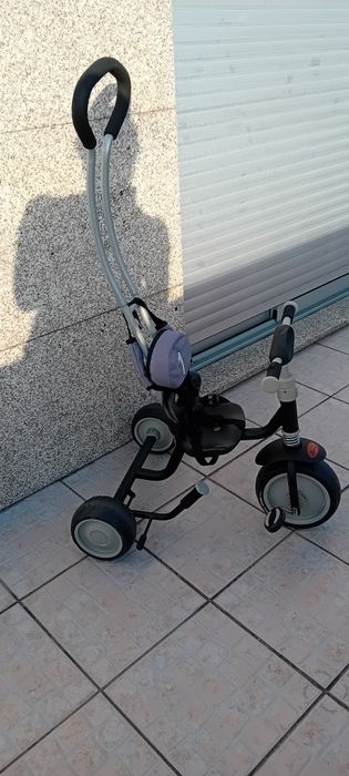 Triciclo para criança