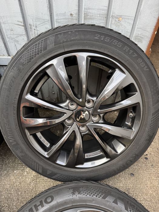 Зимові шини 215 55 R17 Kumho Passat B8 Superb Niro Kona Optima Sonata