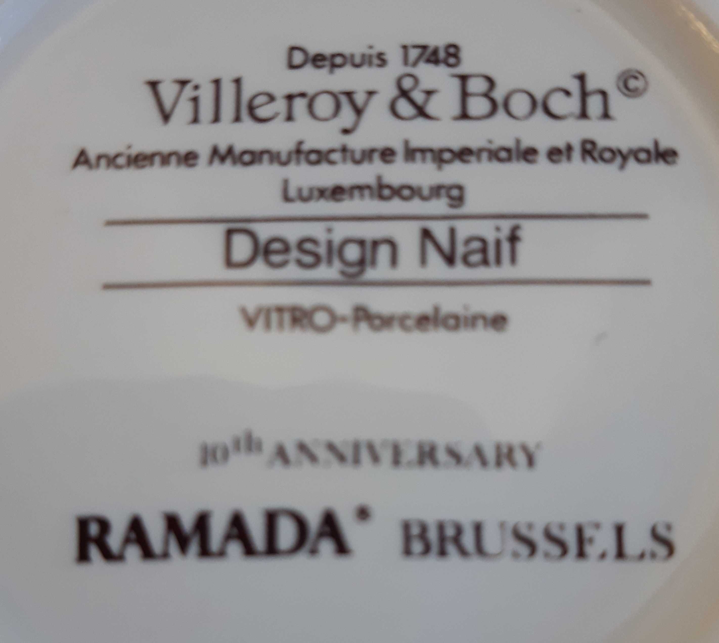 Magnífico Pratinho "Villeroy & Boch" Design Naif