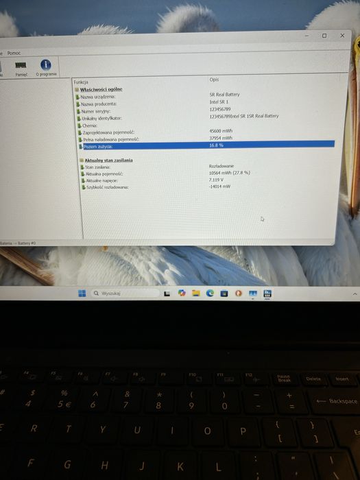 Toshiba Dynabook Satelite Pro, 15,6 cala,  i7-10gen, 16GB RAM