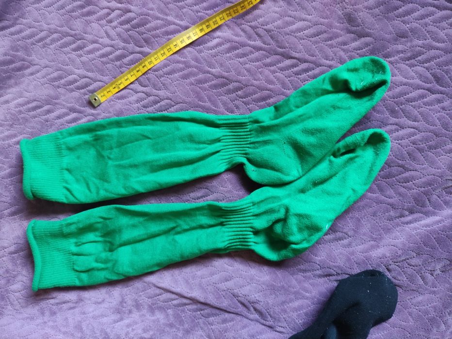 Kilka par getrów piłkarskich r.36-38