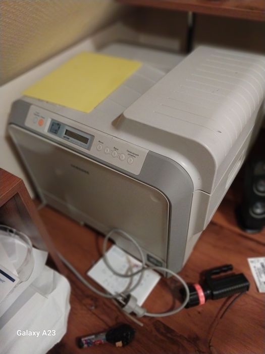 Продам  цветной лазерный принтер Samsung CLP-510