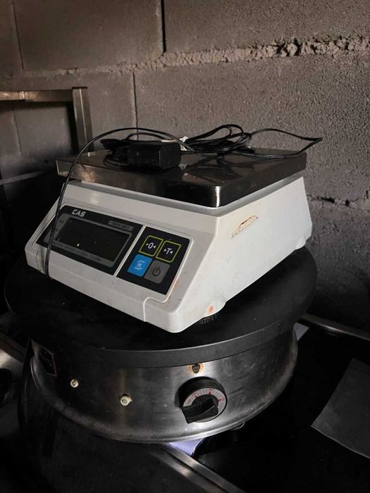 Ваги професійні CAS бу для кафе ресторану кухонні ваги