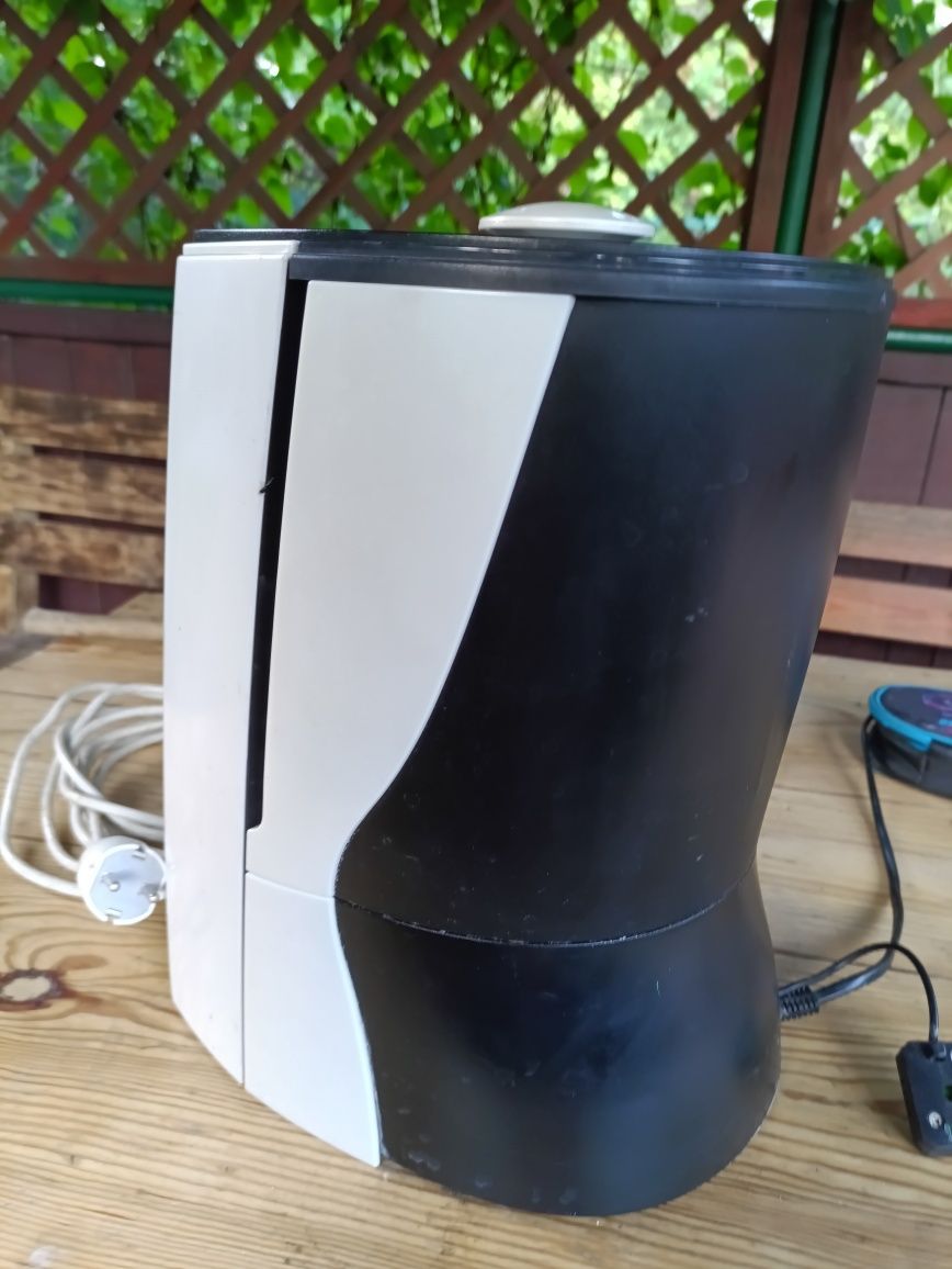 Зволожувач повітря Vitek airo2