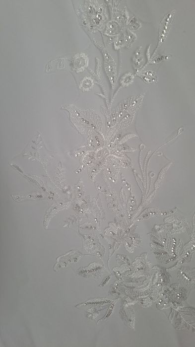 Sukienka kominijna plus wianek