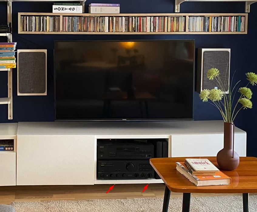 Szafka pod TV Ikea Besta z szybą