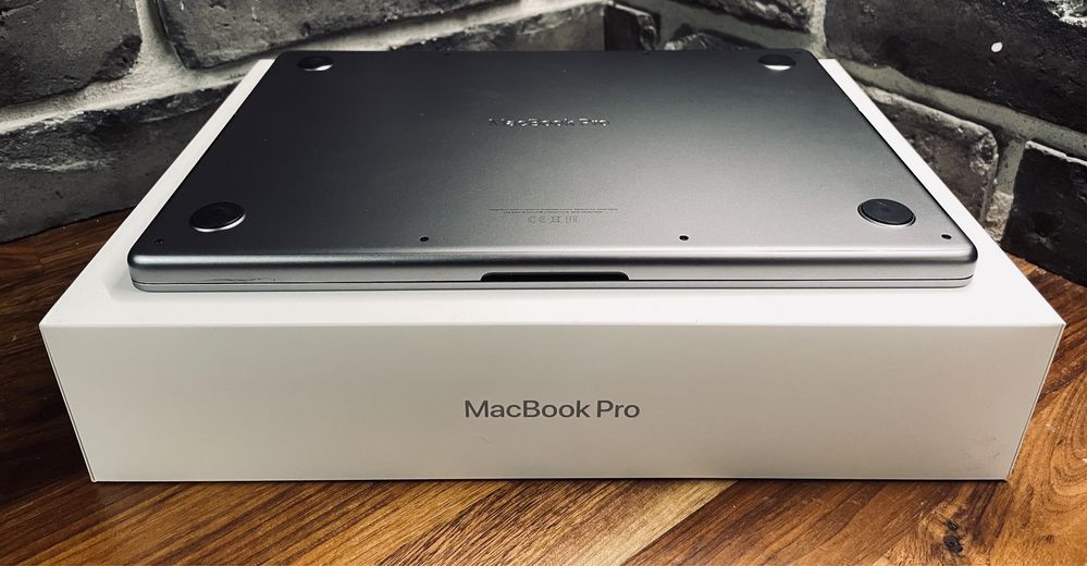 Macbook Pro M3 14” 16GB RAM, 512GB Space Gray