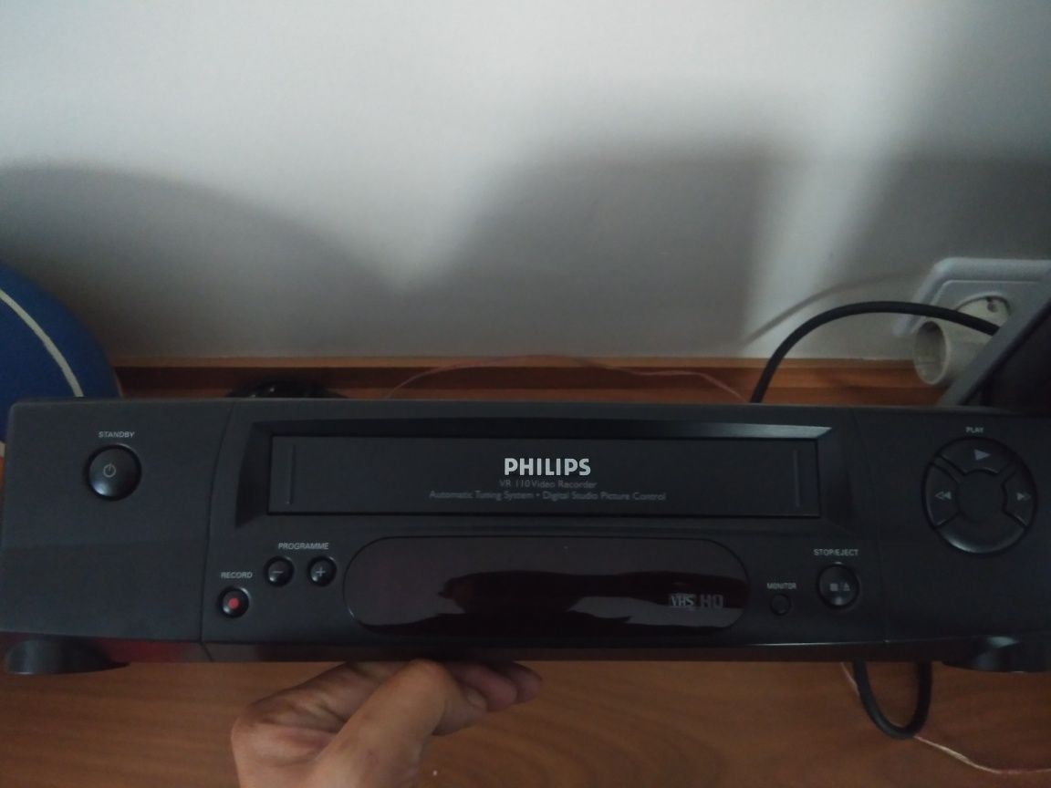 VHS Philips preto