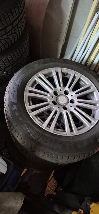 Koła Mercedes 16 z  oponami zimowymi