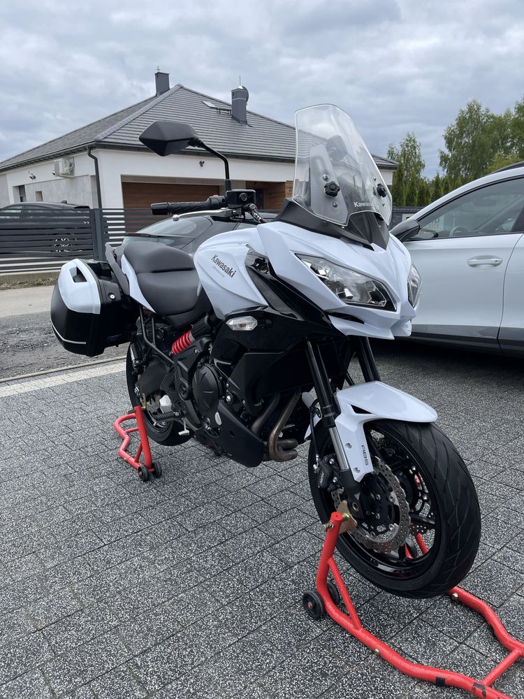 Kawasaki Versys 650 minimalny przebieg jeden właściciel