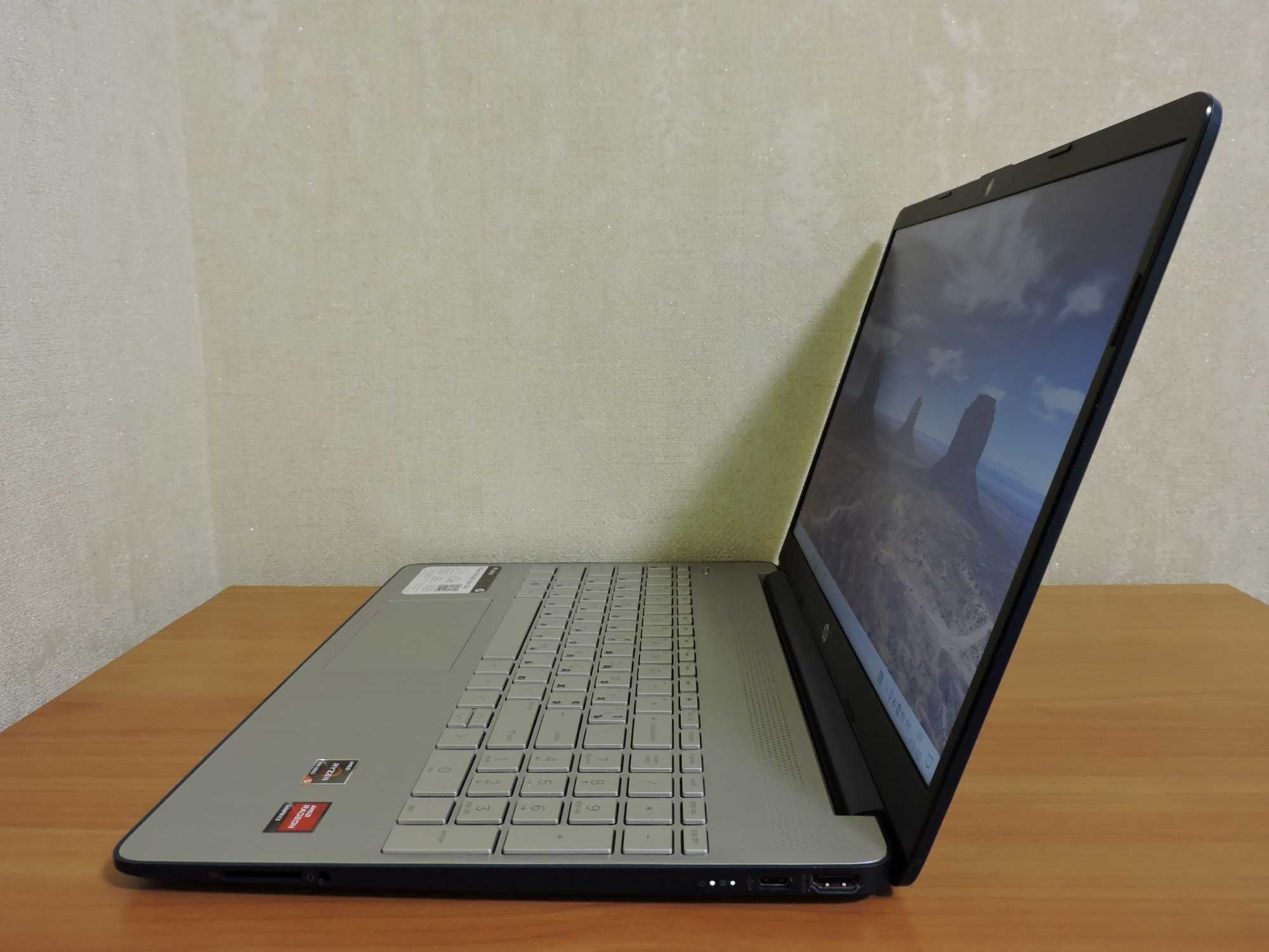 Шестиядерный Hewlett-Packard/15.6"/Ryzen 5 5500U/16/512/Vega