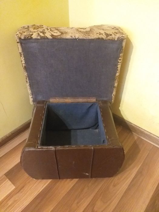 WYPRZEDAŻ Pufa Ze Schowkiem