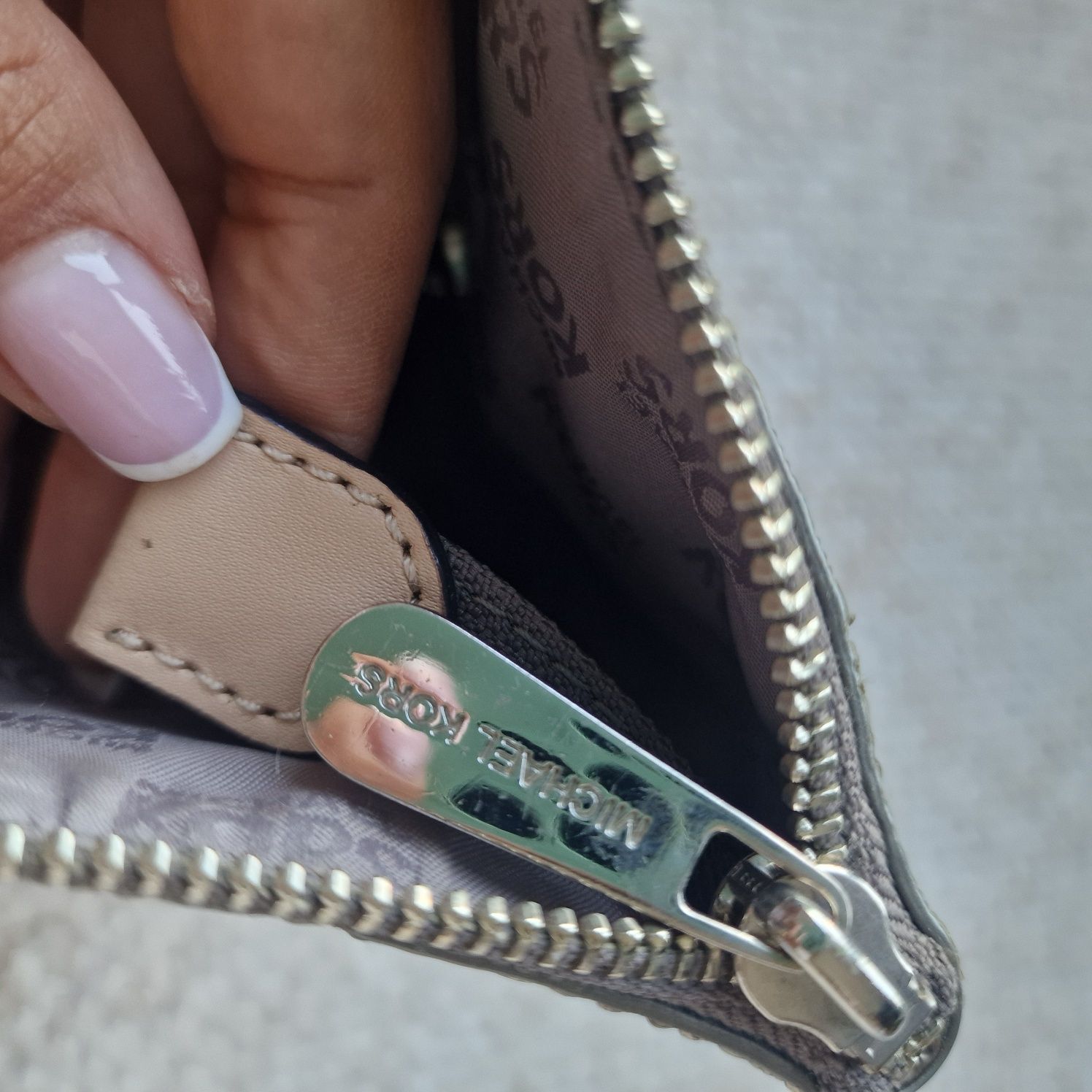Torebka shopperka Michael Kors srebrna