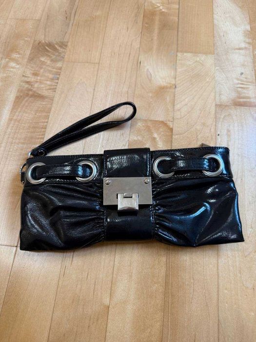 Клатч черный лаковый женский, 27х11 см, 3 кармана
