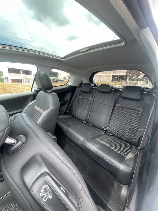 Peugeot 208 1.6D Feline