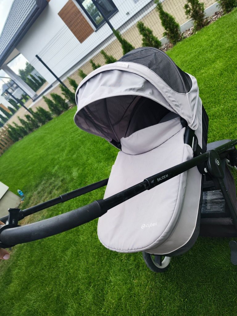 Wózek 3in1 gondola, spacerówka i fotelik