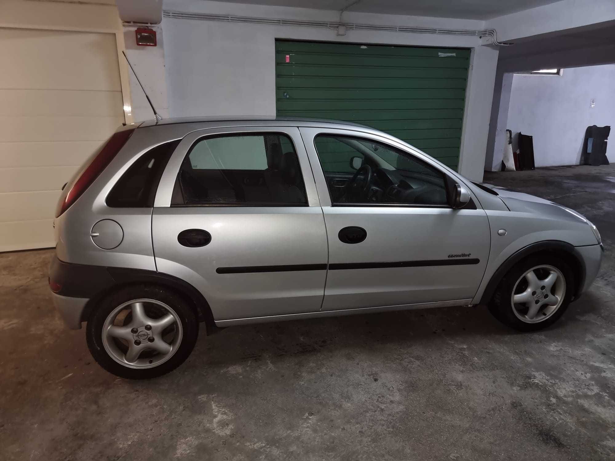 Opel corsa C 2002