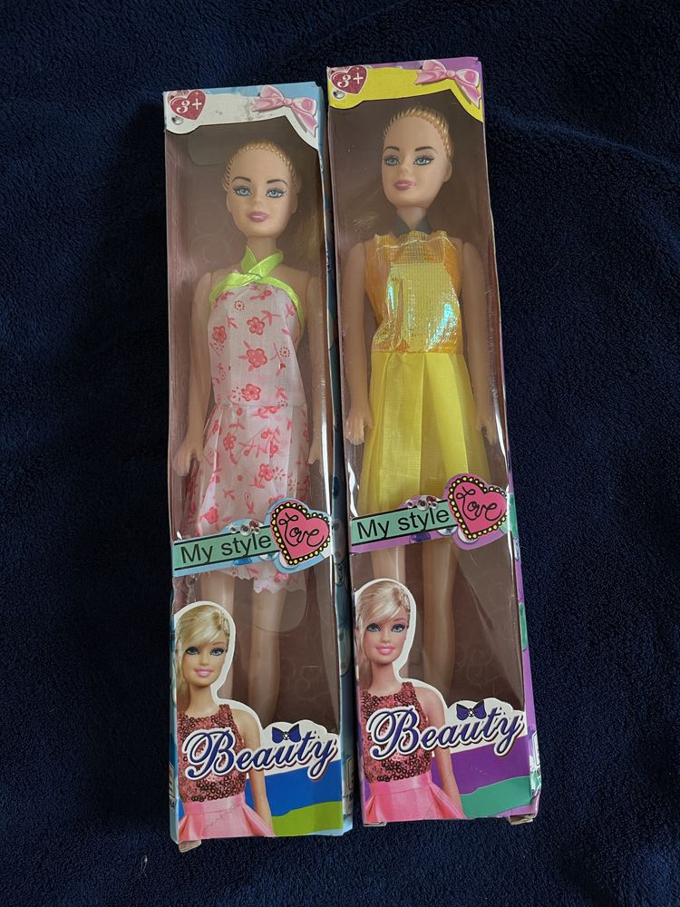 Dwie lalki typu Barbie