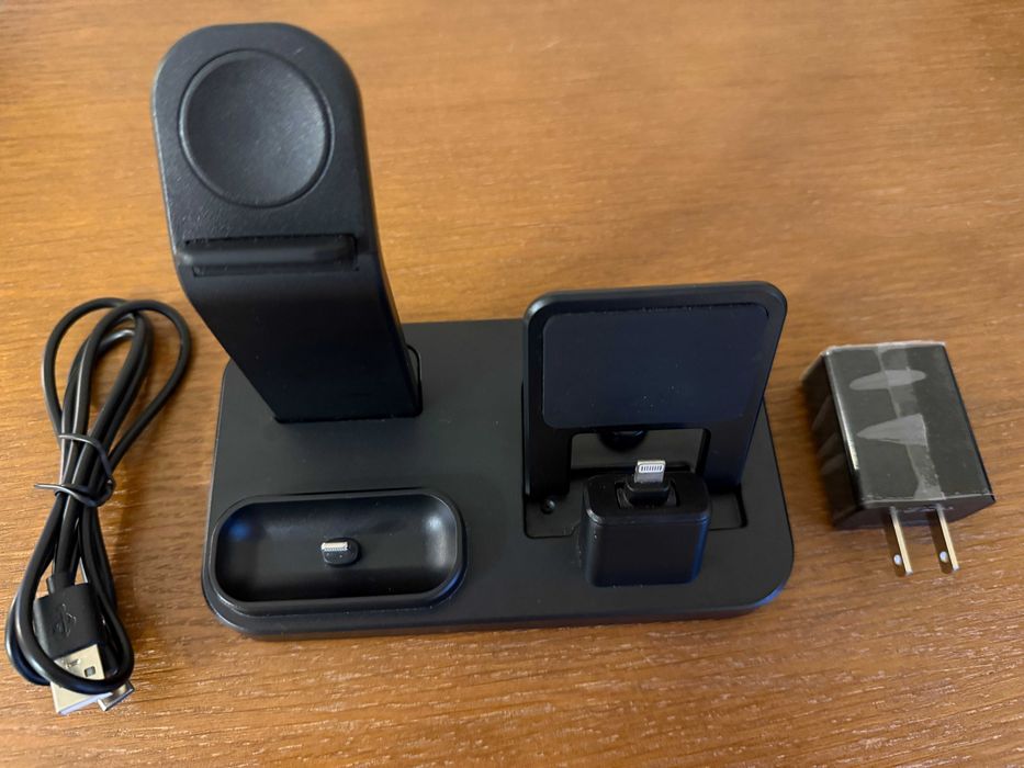 Док-станція підставка для iPhone