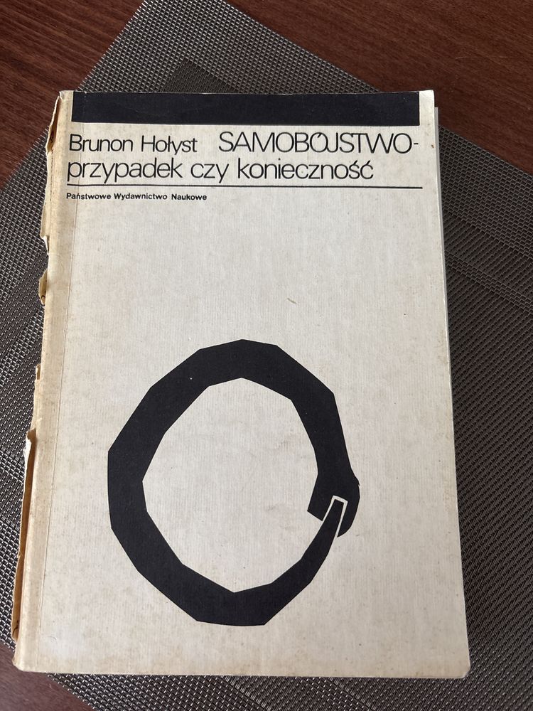 Sprzedam ksiazke Samobojstwo przypadek czy koniecznisc