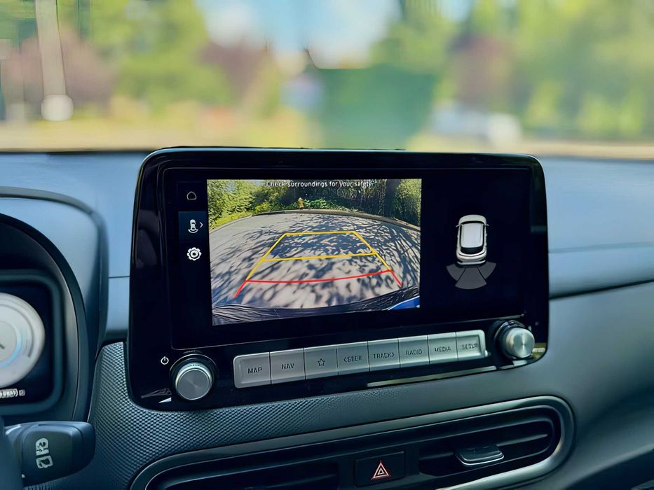 Hyundai Kona      2022