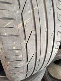 225 50R18 Bridgestone