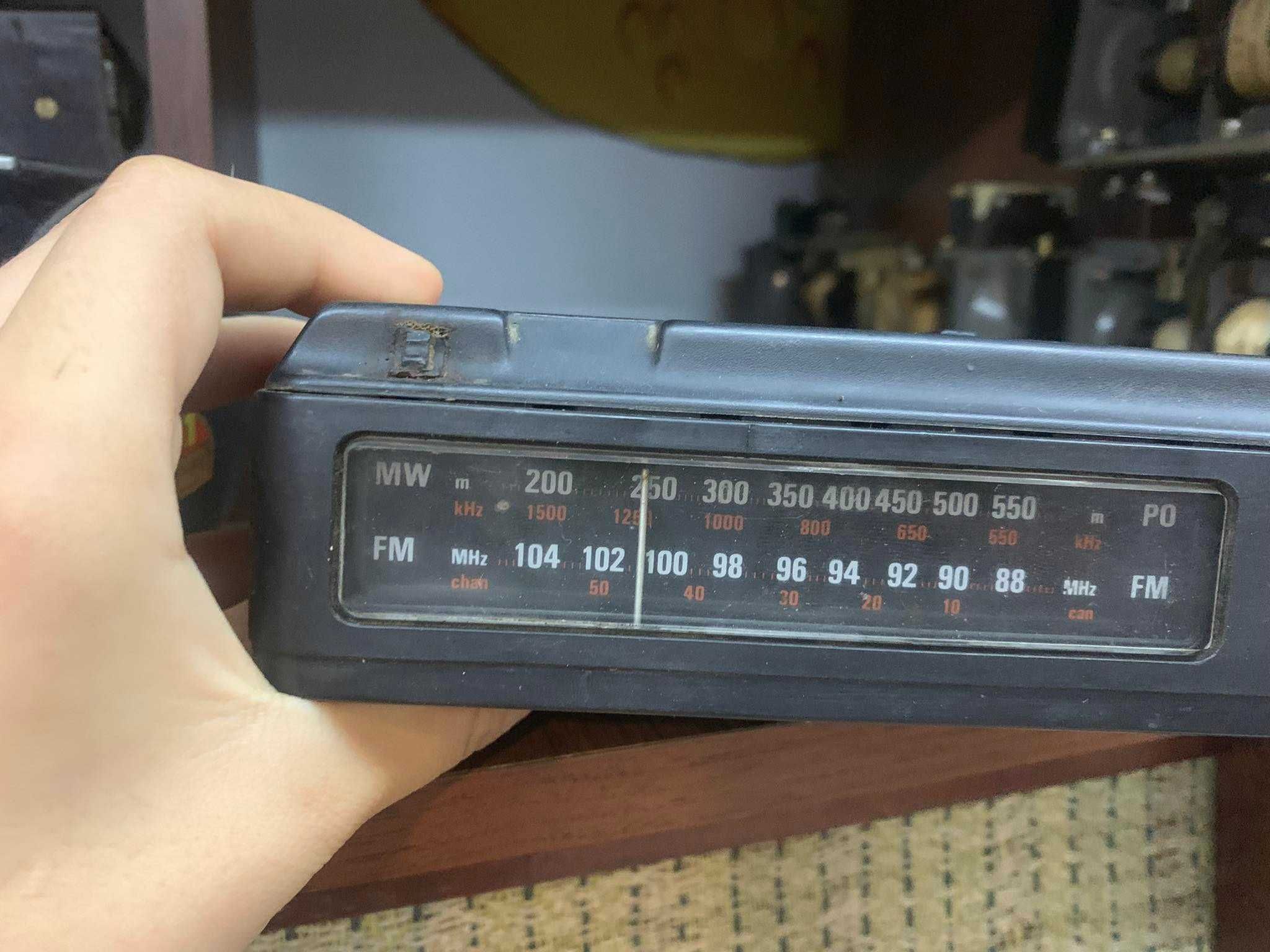 Радиоприемник 1970х в коллекцию Philips 90AL170 под реставрацию