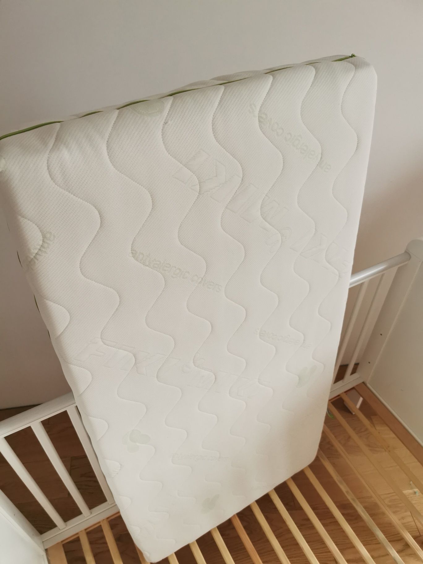 Łóżeczko niemowlęce woodies