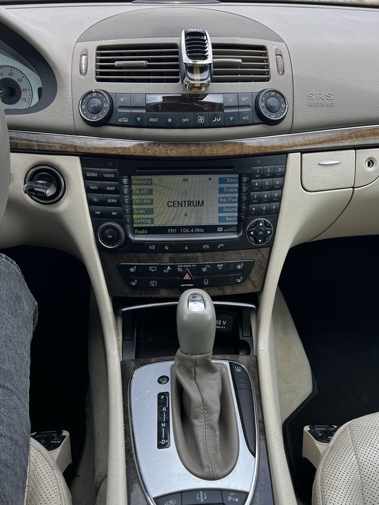 Mercedes-Benz E500 4-MATIC