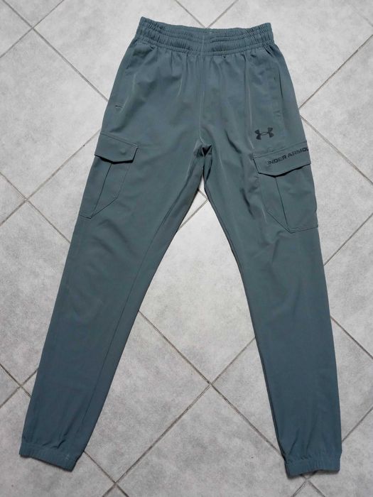 Spodnie męskie cargo Under Armour (S/M)