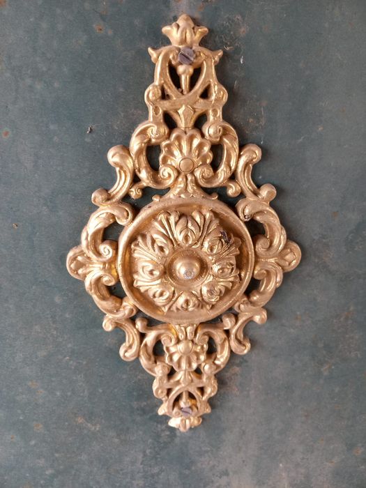 Portão para entrade de casa e jardim