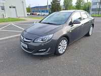 Opel Astra J cosmo/140 km/ led/skora/ automat/sedan/sprowadzony z niemiec/okazja