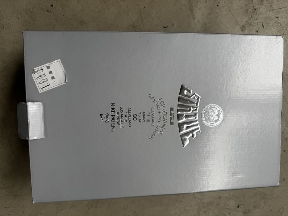 Nike Lebron James XX 20