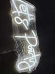 Napis, neon. Let’s party NOWY