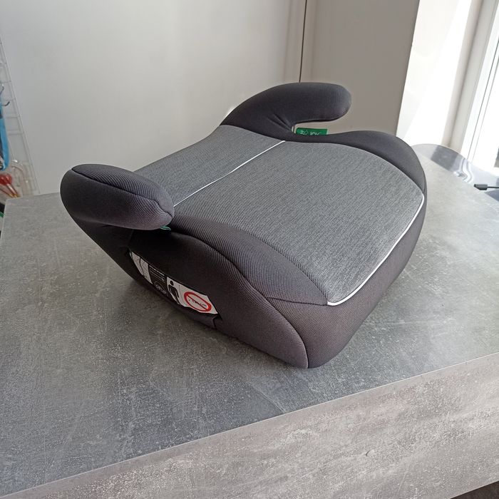 Автокрісла бустери. Нові.