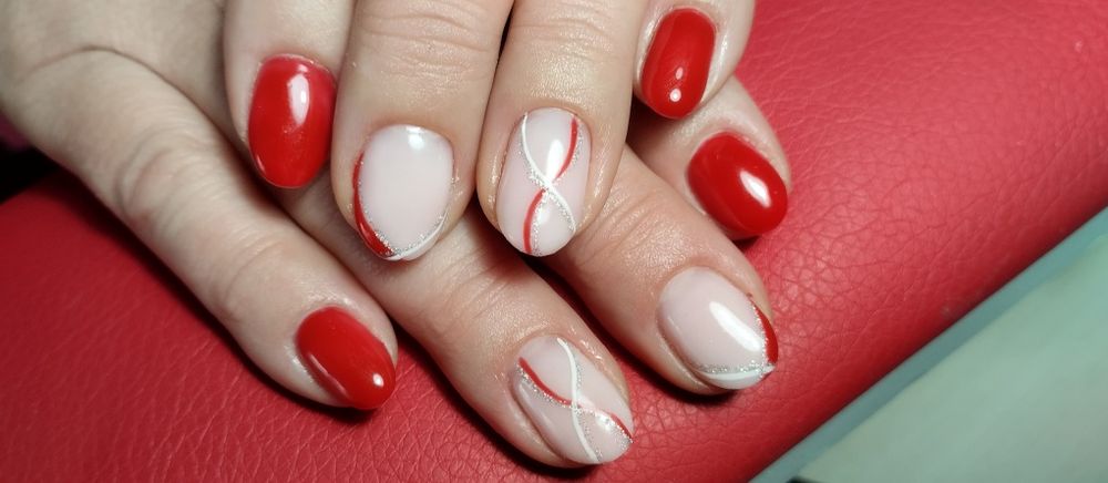 Манікюр.Педикюр.Нарощування нігтів