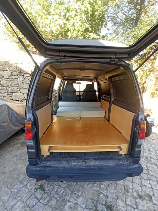 Bedford Rascal, clássico raríssimo de 1989, em estado irrepreensível.