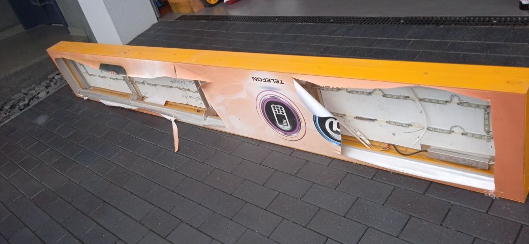 Kaseton reklamowy aluminiowy z LED