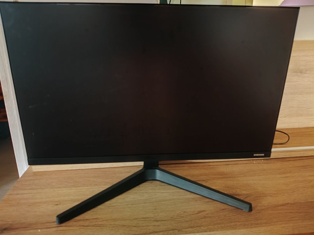 Mały Monitor do komputera tv