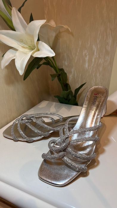 Літні  босоніжки