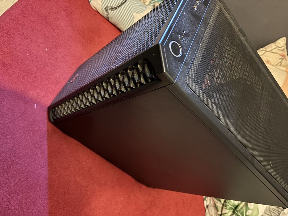 Pc kupiony rok temu stan bardzo dobry