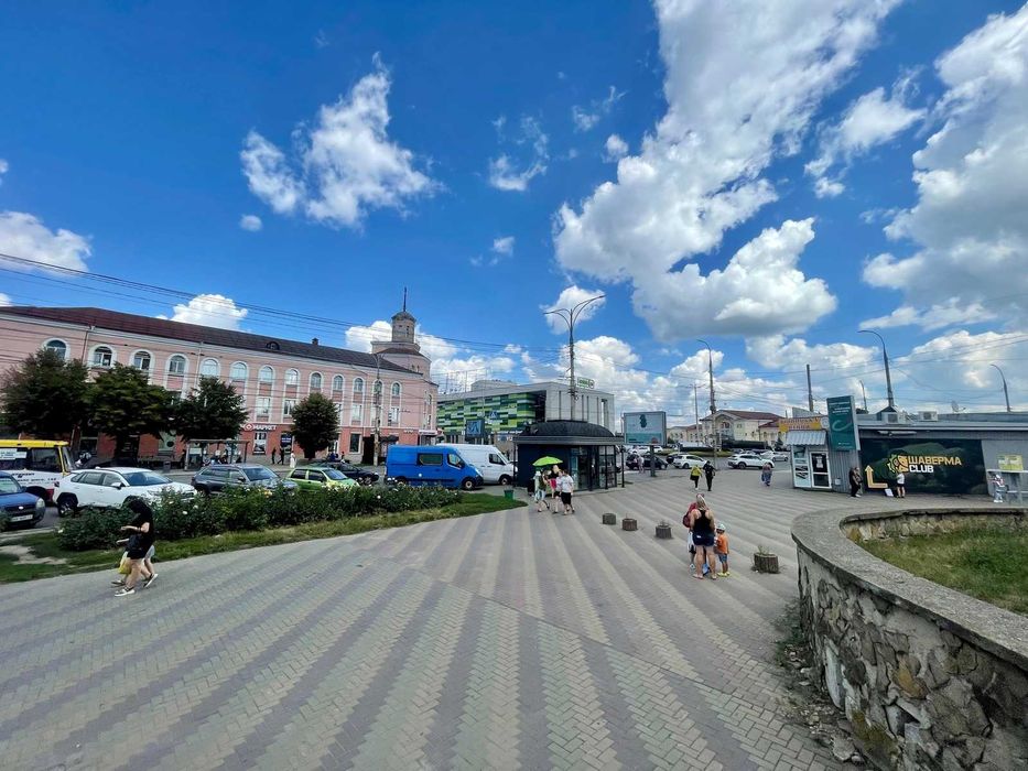 Продаж комерційного приміщення проспект Коцюбинського