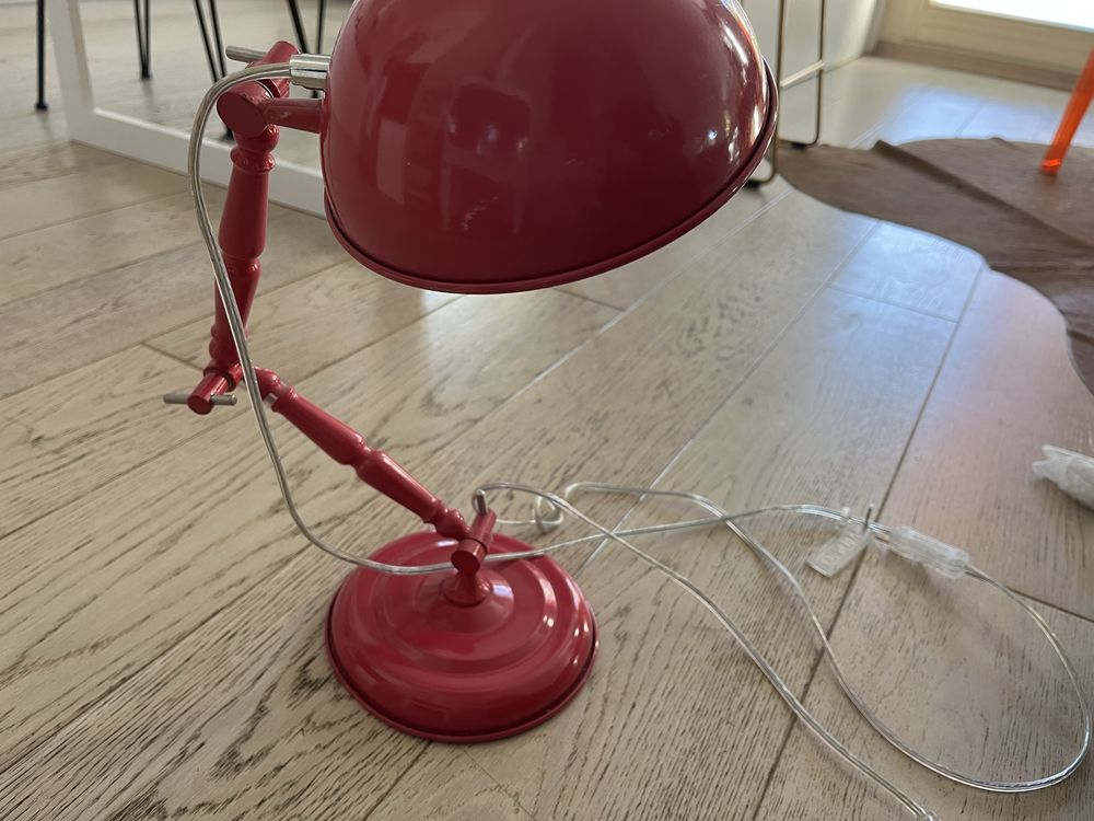 MUUTO Lampa na biurko cxxxxxxxxx