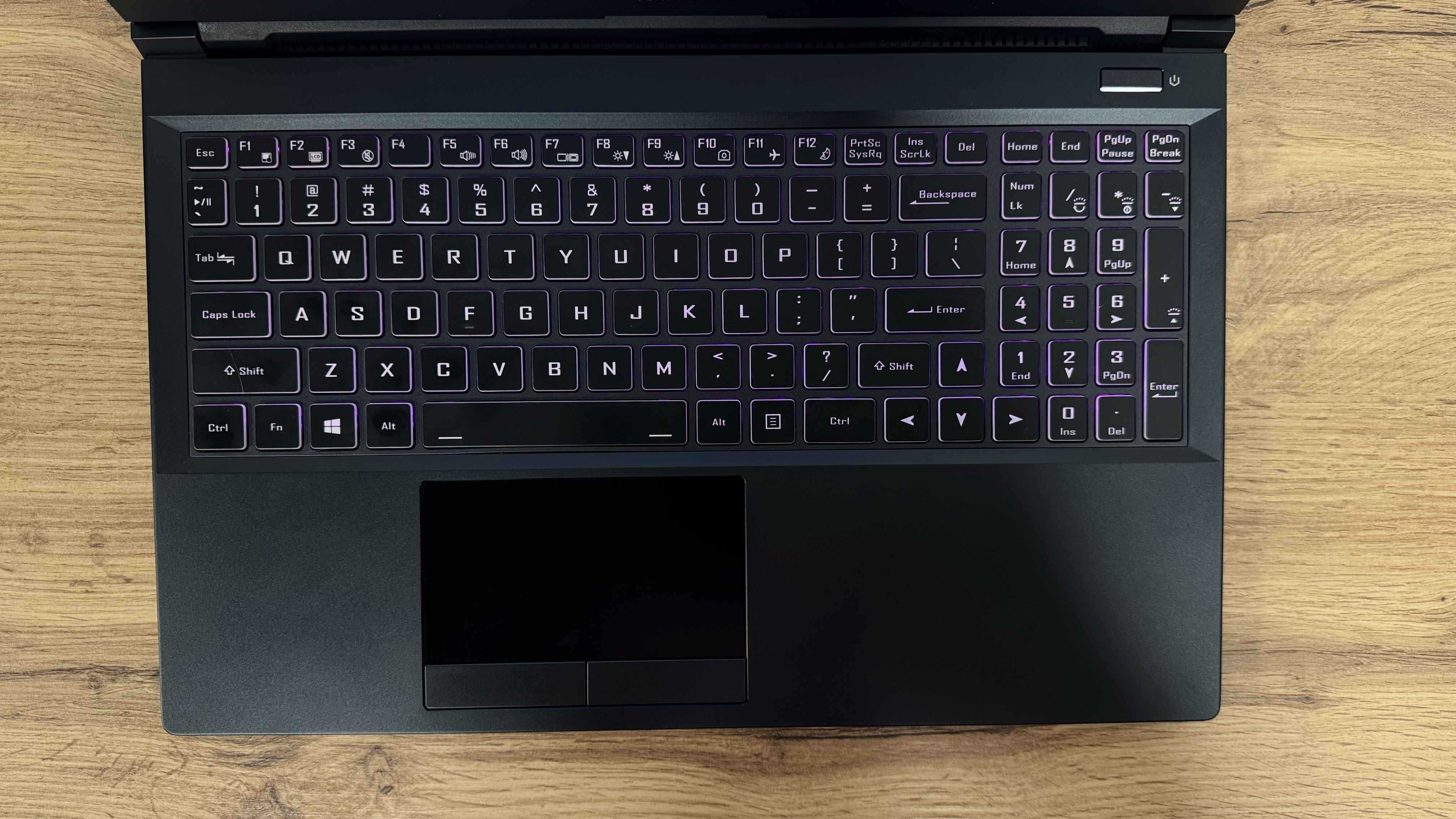 ІГРОВИЙ Lambda Tensorbook – i7-11800H, 32GB RAM, RTX 3080 16GB, 144Гц