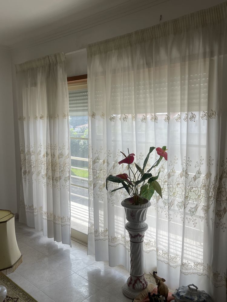 Par de cortinados de linho