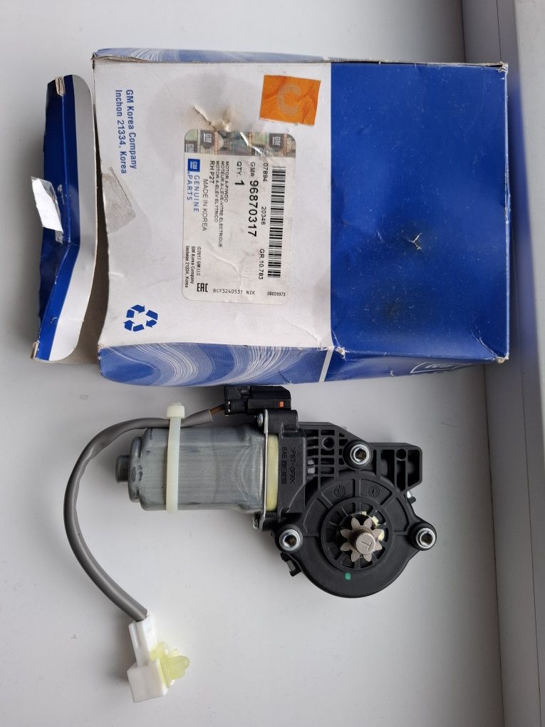 Моторчик стеклоподьемника aveo t250
