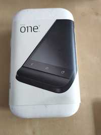 Pudełko po smartfonie HTC One V - puste - obiekt kolekcjonerski